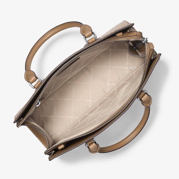 Michael Kors Sheila Medium Ombré Signature Logo Satchel
Husk
NWT - Picture 2 of 16